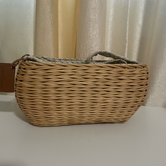 Bath&Body Works Woven Tan Basket Bag - Picture 2 of 11
